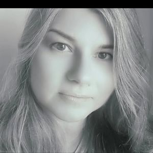 Meet your Posher, Corrie